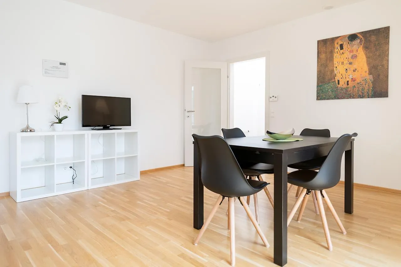 Duschel Apartments Imperial Living Vienna 0*,