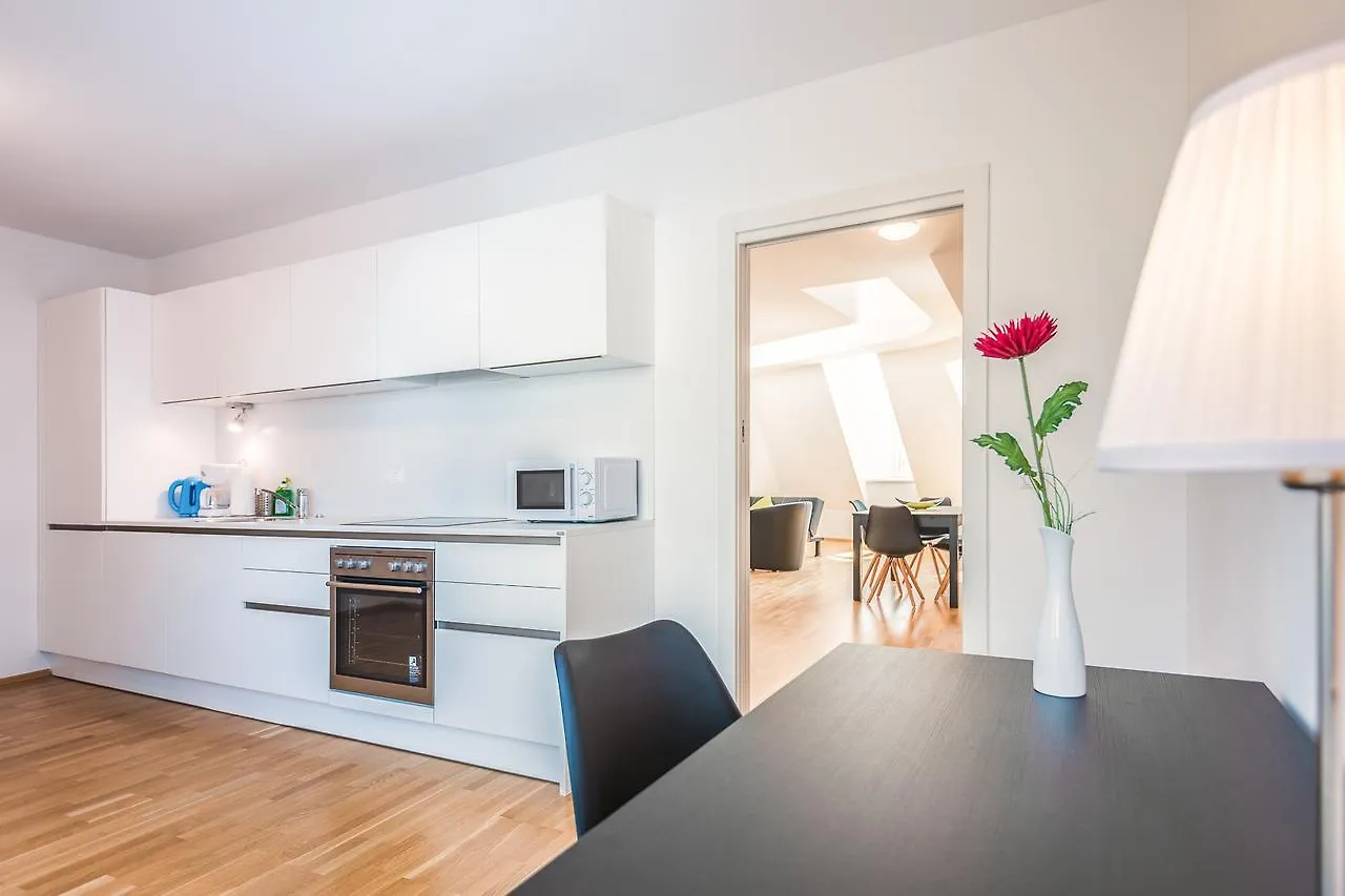 Duschel Apartments Imperial Living Vienna 0*,  Austria